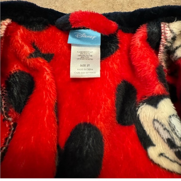 DISNEY- Mickey Mouse Toddler Cozy Bundle - Picture 4 of 7